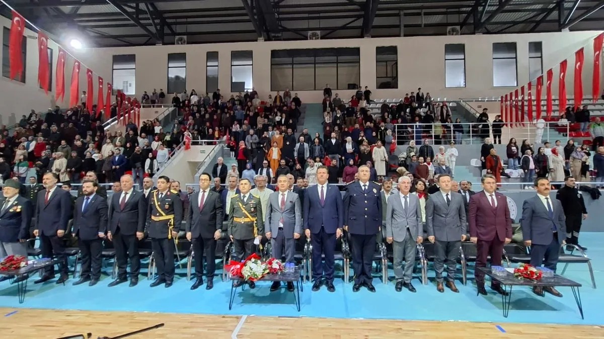 CUMHURİYET BAYRAMI TÖRENLE KUTLANDI 30.10.2026